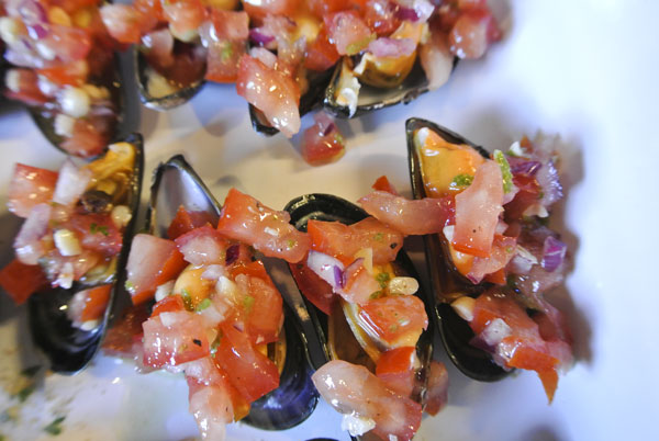 Mosselen gegratineerd met tomatensalsa