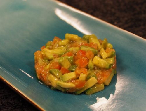 Tomaten-avocado salsa