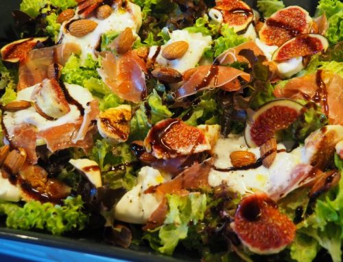 Salade met verse vijgen en parmaham