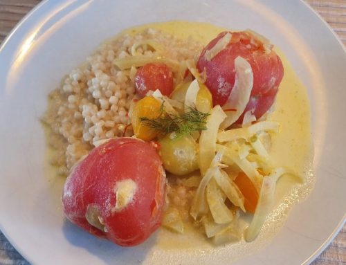 Tomaten-venkel curry met parelcouscous